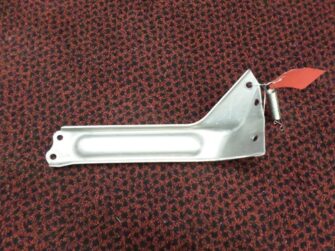 2002 Yamaha RH Belly Pan Bracket