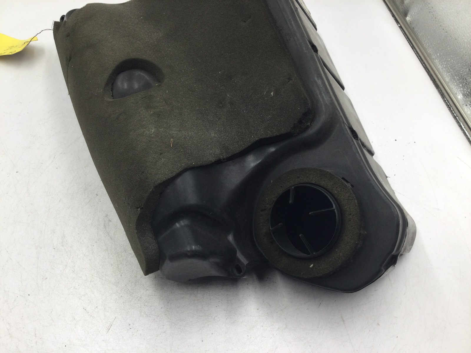 2005 Ski-Doo Secondary Air Chamber - Image 4