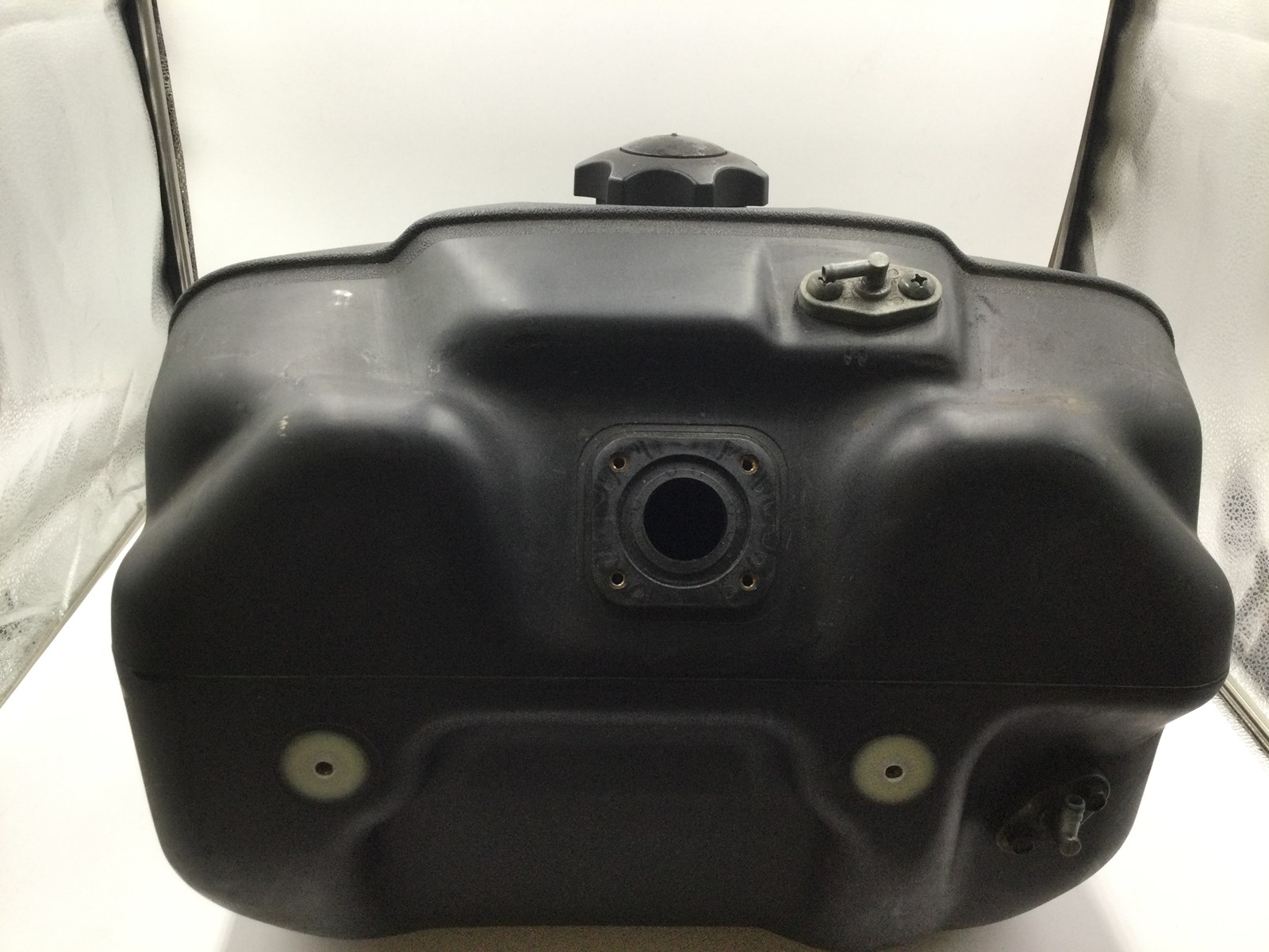 2002 Yamaha Gas Tank - (max 10) - Image 2