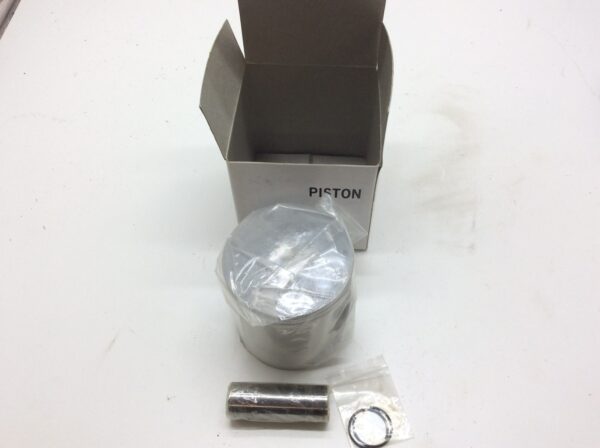 1987 Yamaha NOS .020" / .5MM Oversize Piston Kit - Image 3