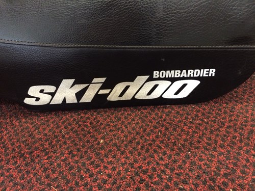 2001 Ski-Doo 2up Seat - Image 2