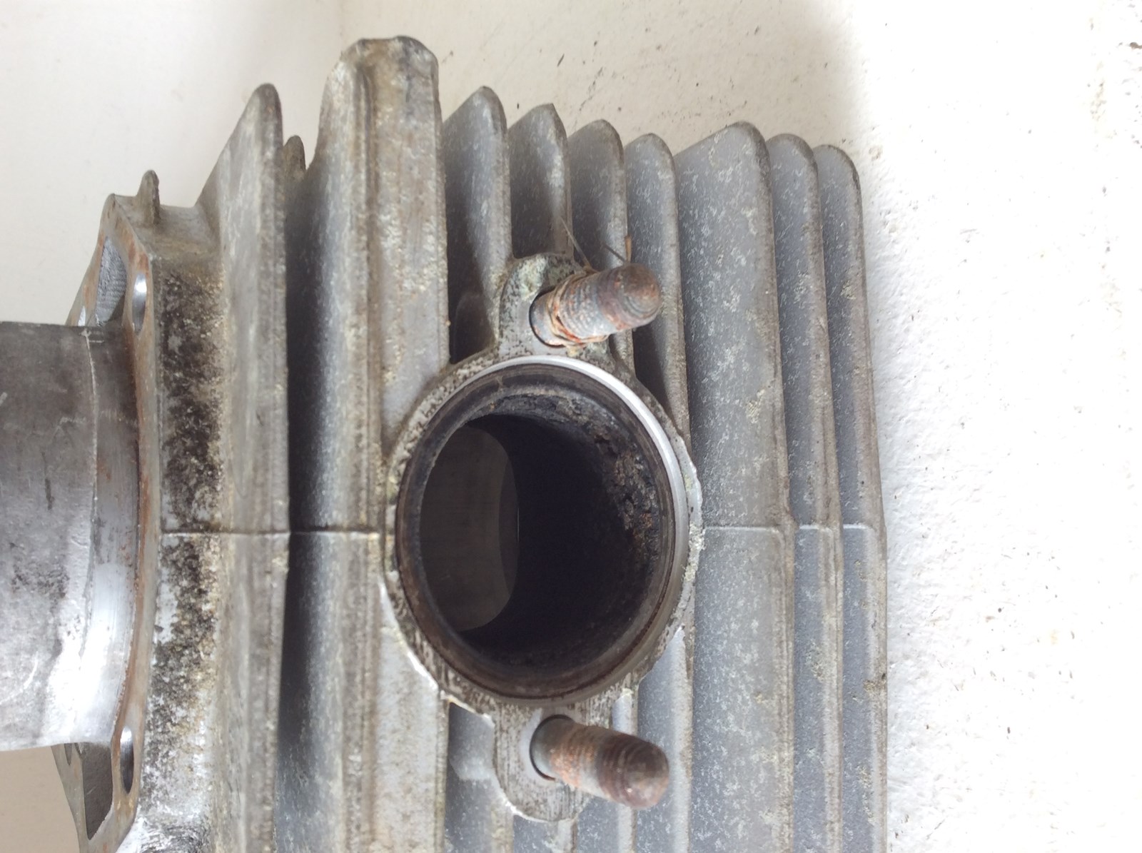 1970 Harley-Davidson CYLINDER - Image 4