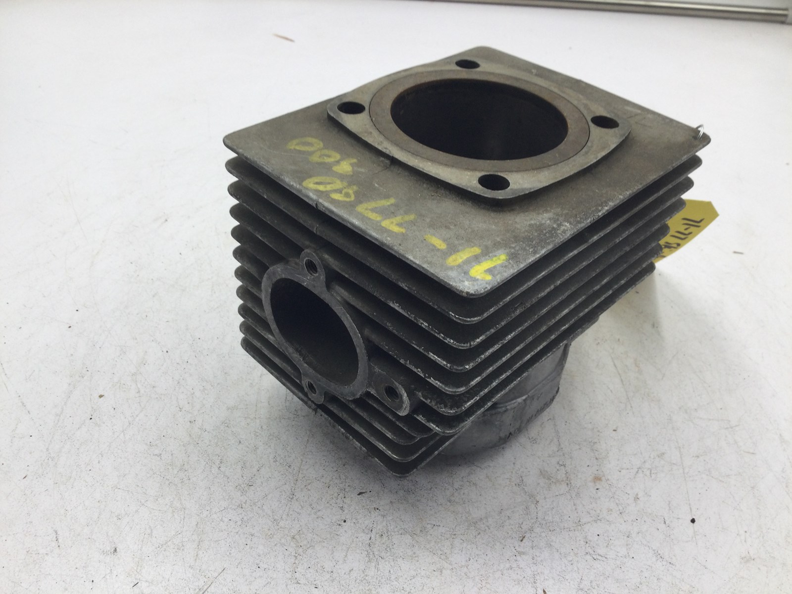 1971 Ski-Doo CYLINDER - Image 2