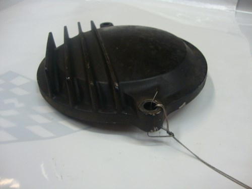 1998 Yamaha Cylinder Head Cover - Image 3