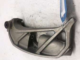 2006 Polaris RH Ski Spindle - see comments