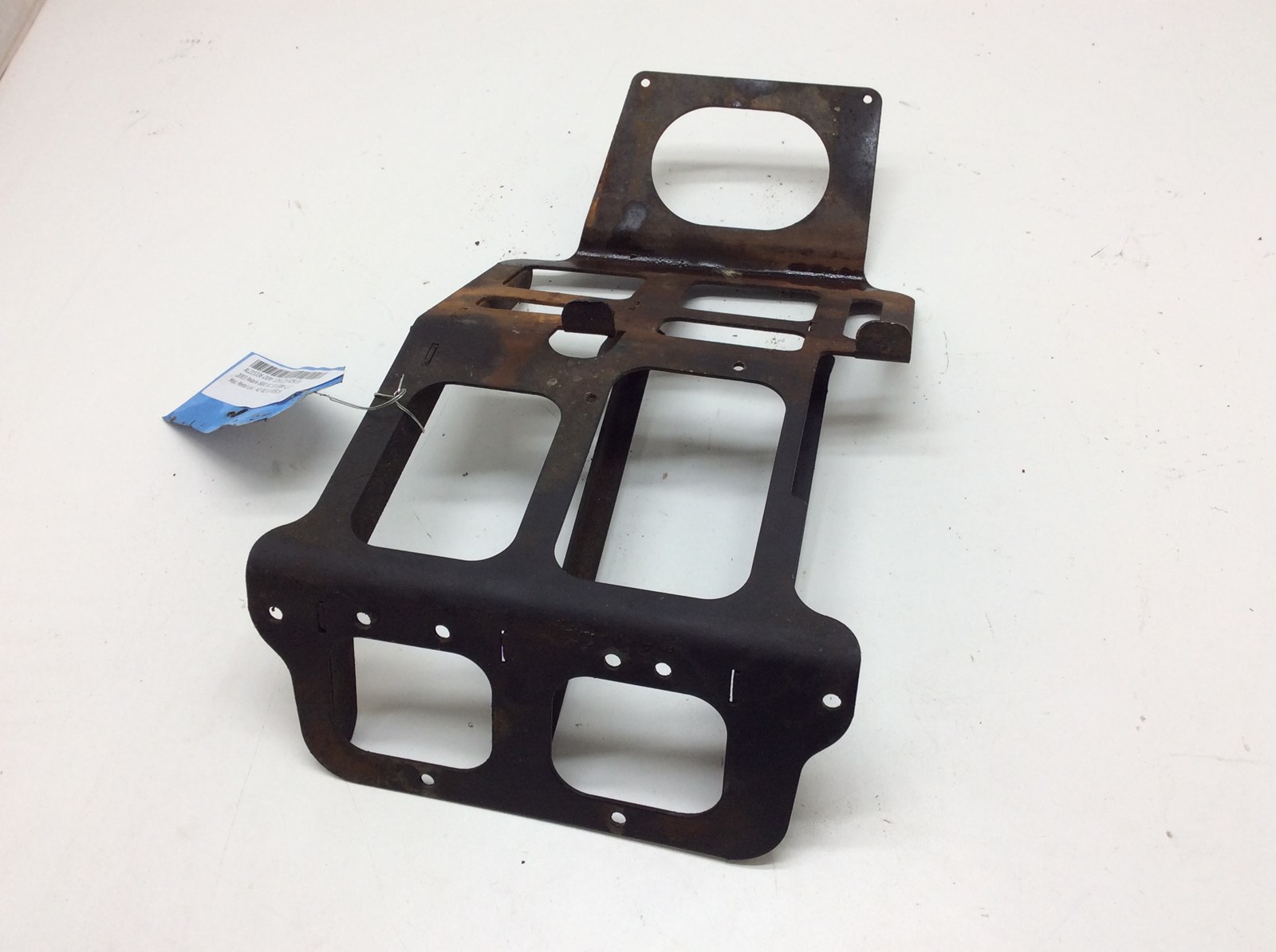 2003 Polaris Muffler Bracket - Image 4