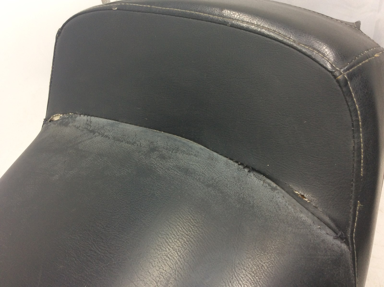 2004 Arctic Cat Seat - Image 2