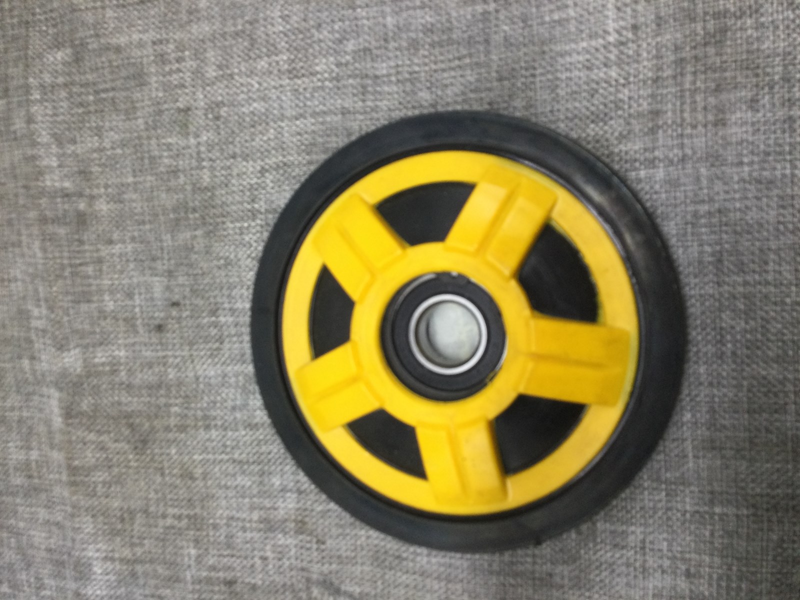 2006 Ski-Doo 141 mm Idler Wheel - Yellow - DISCONTINUED - Image 4