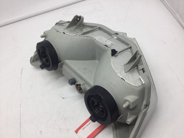 2006 Yamaha Headlight Assembly - Image 4