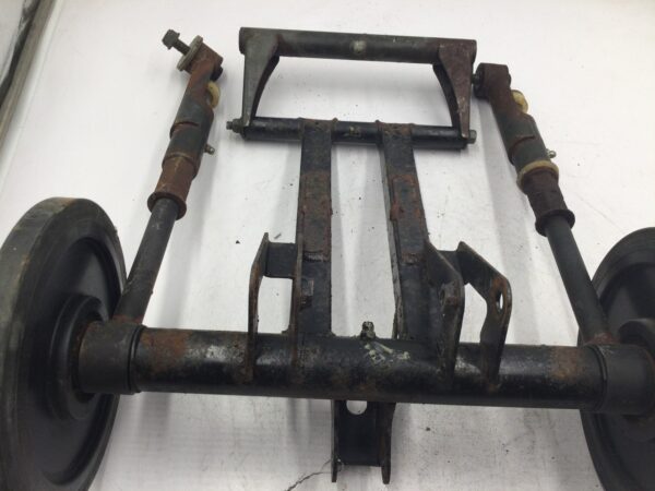 2005 Yamaha Suspension Rear Arm Assembly - Image 5