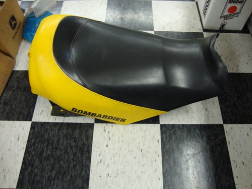 2003 Ski-Doo Seat - Image 2