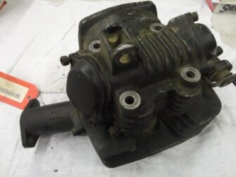 1983 Yamaha Cylinder Head