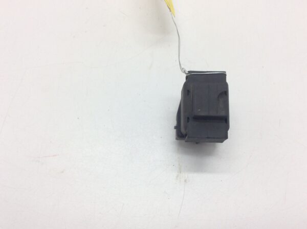 2004 Suzuki Starter Relay - Image 5