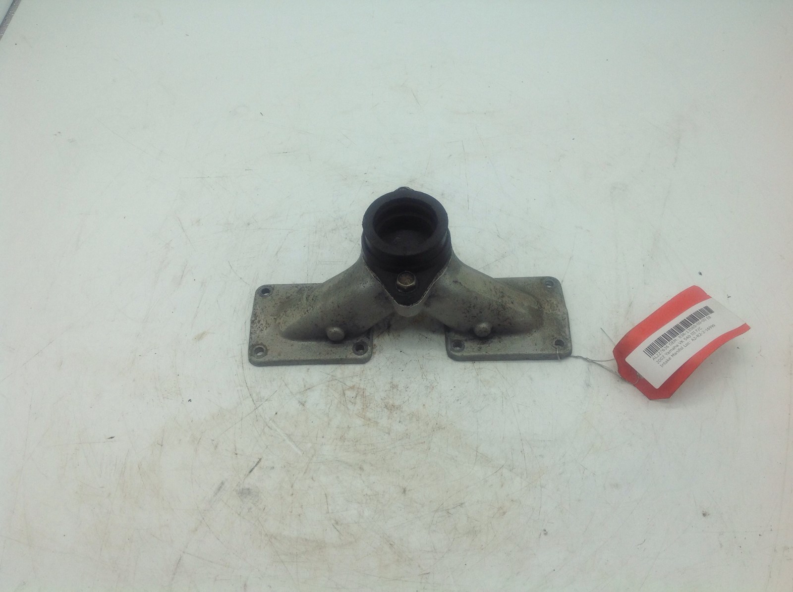 2002 Yamaha intake manifold (Carburetor joint) - Image 2