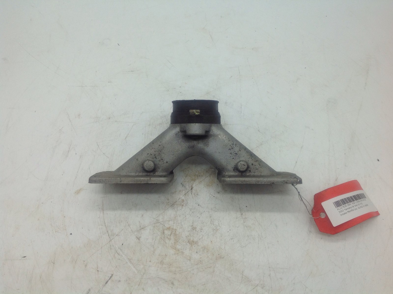 2002 Yamaha intake manifold (Carburetor joint) - Image 3