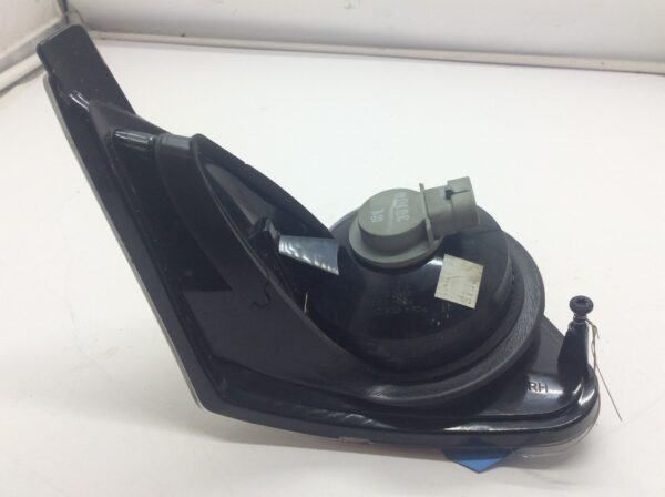 2005 Polaris RH Tail Light Assembly - Image 4