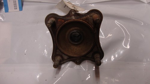2004 Honda Front Wheel Hub - Image 2