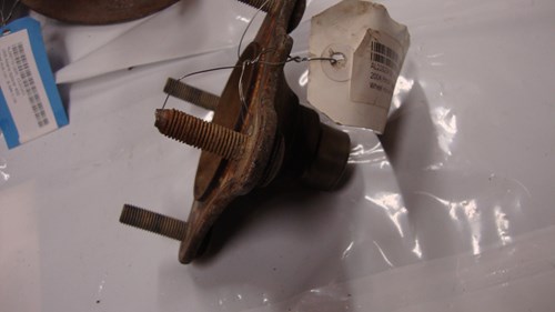 2004 Honda Front Wheel Hub - Image 3