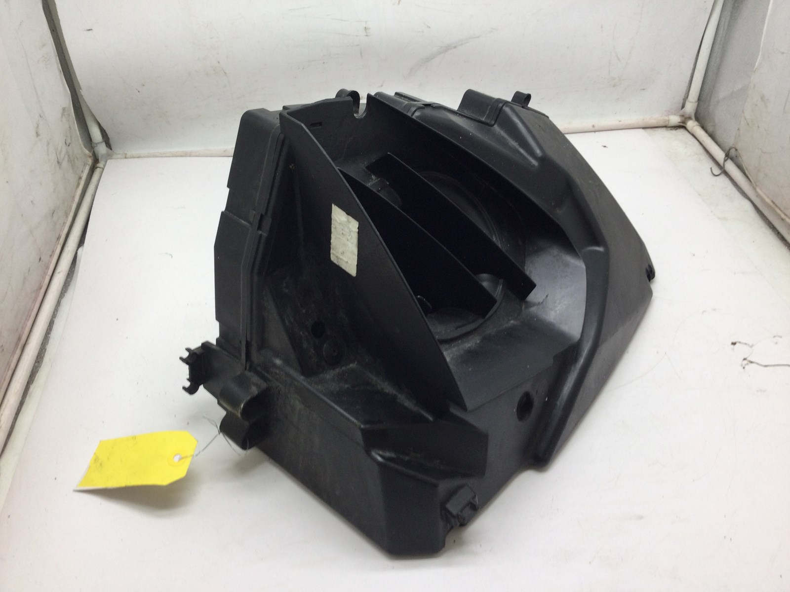 2006 Ski-Doo secondary Airbox - Image 2