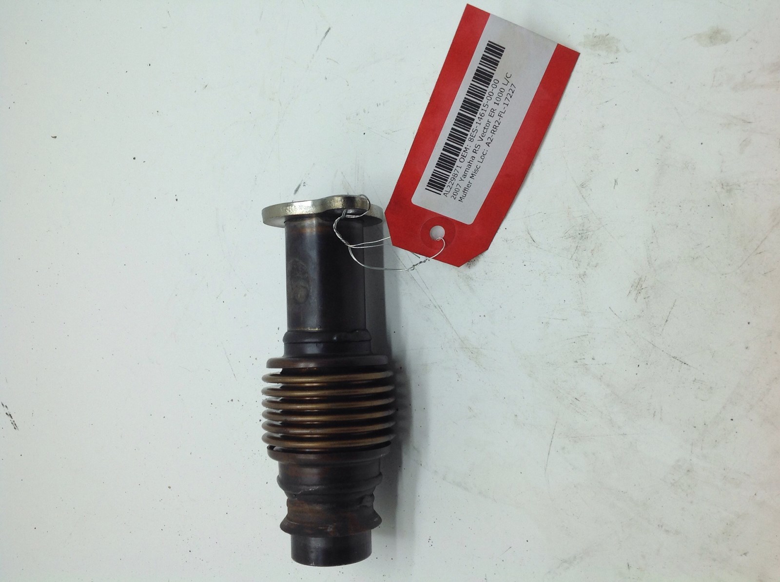 2007 Yamaha Exhaust Manifold Pipe - Image 4