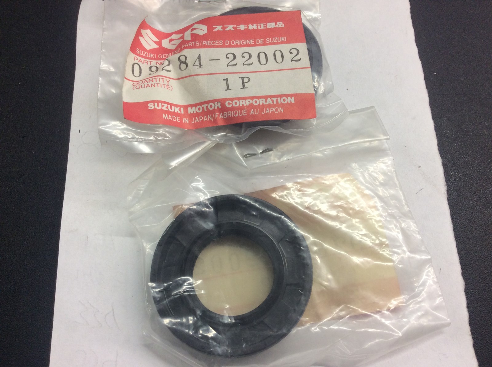 2002 Suzuki DUST SEAL,FR HUB