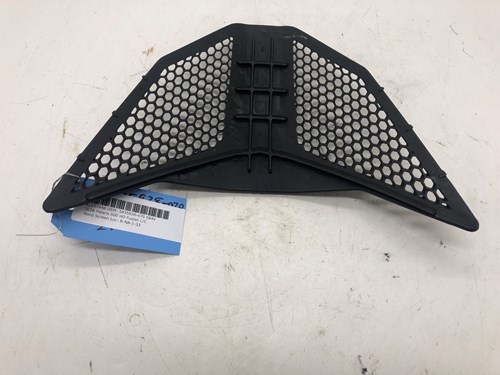 2006 Polaris Center Hood Screen - Image 2