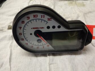 2003 Yamaha speedo and tach-10,000 miles