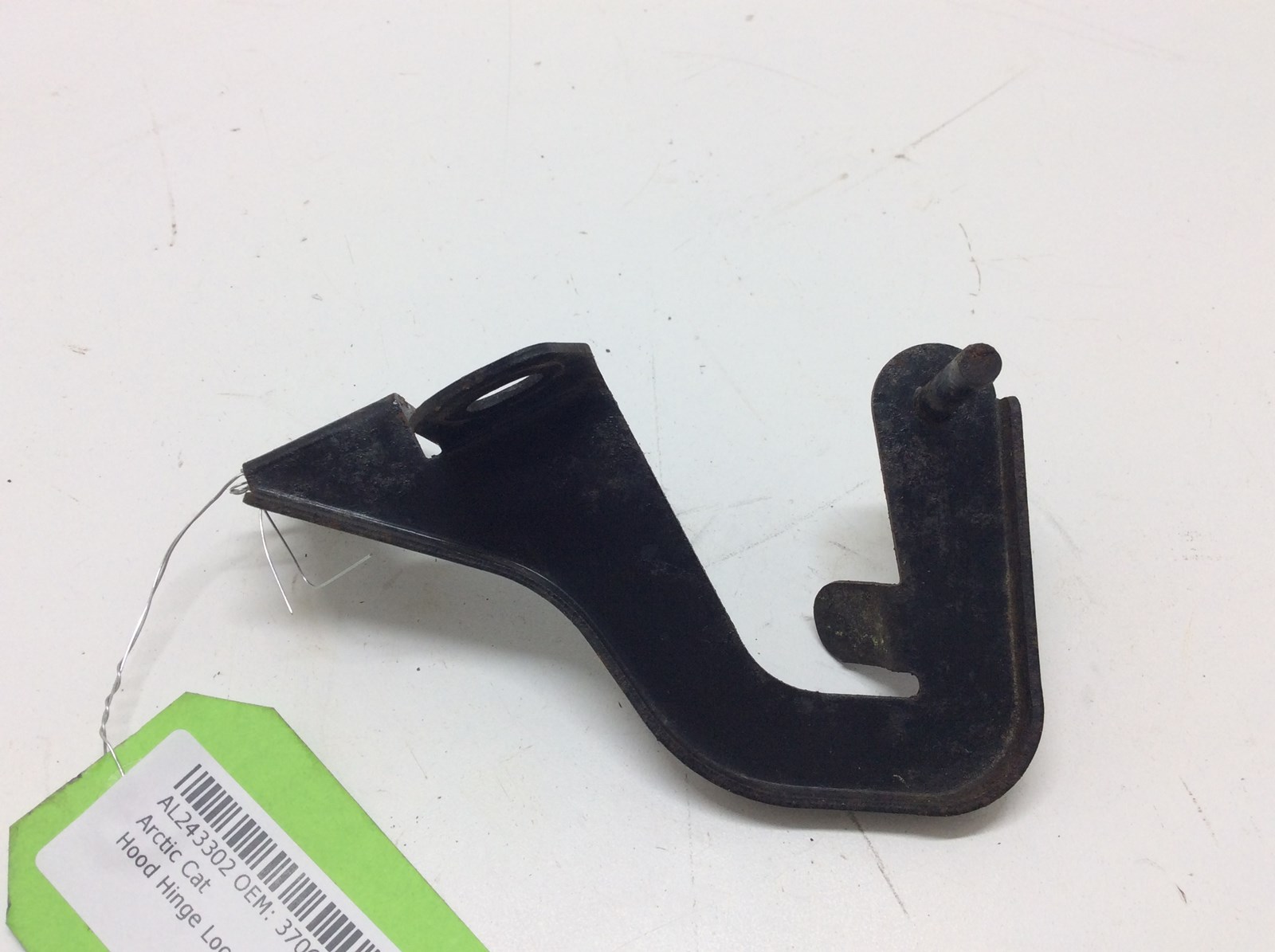 BRKT,LID HINGE- RH-PTD BLK - Image 4