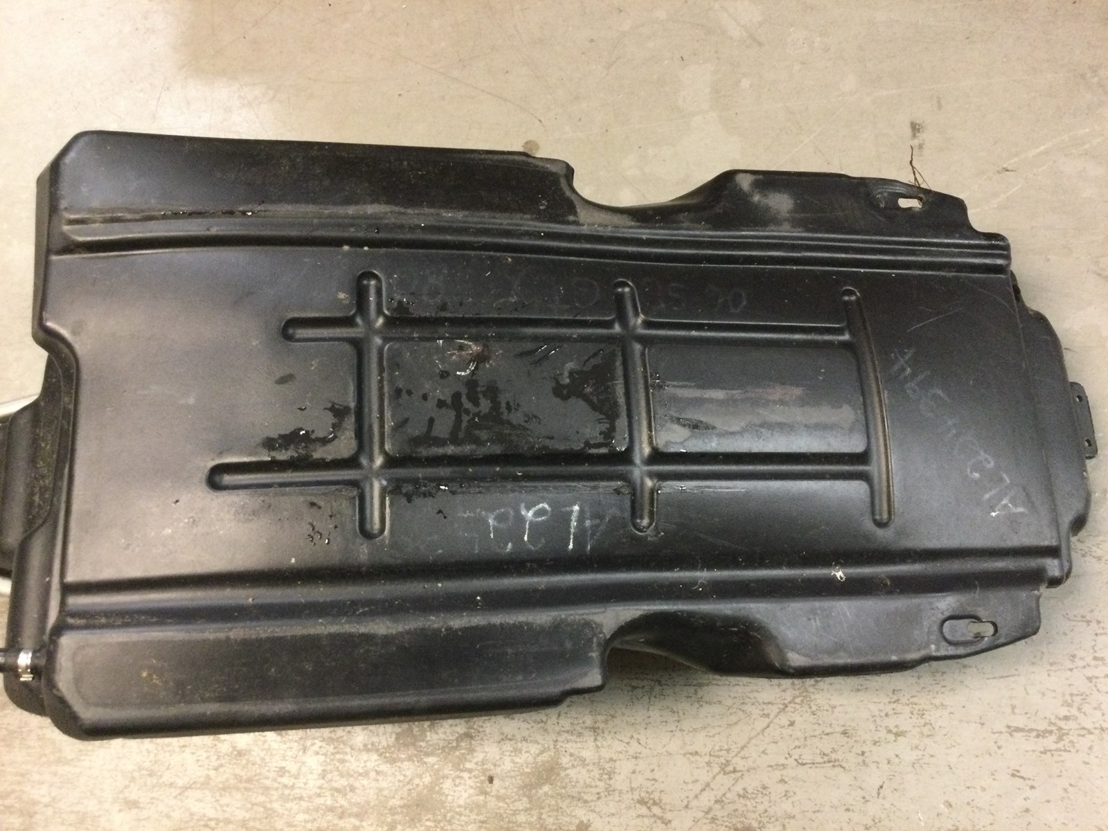 2005 Ski-Doo Gas Tank - superseded by 513033171 - Image 5