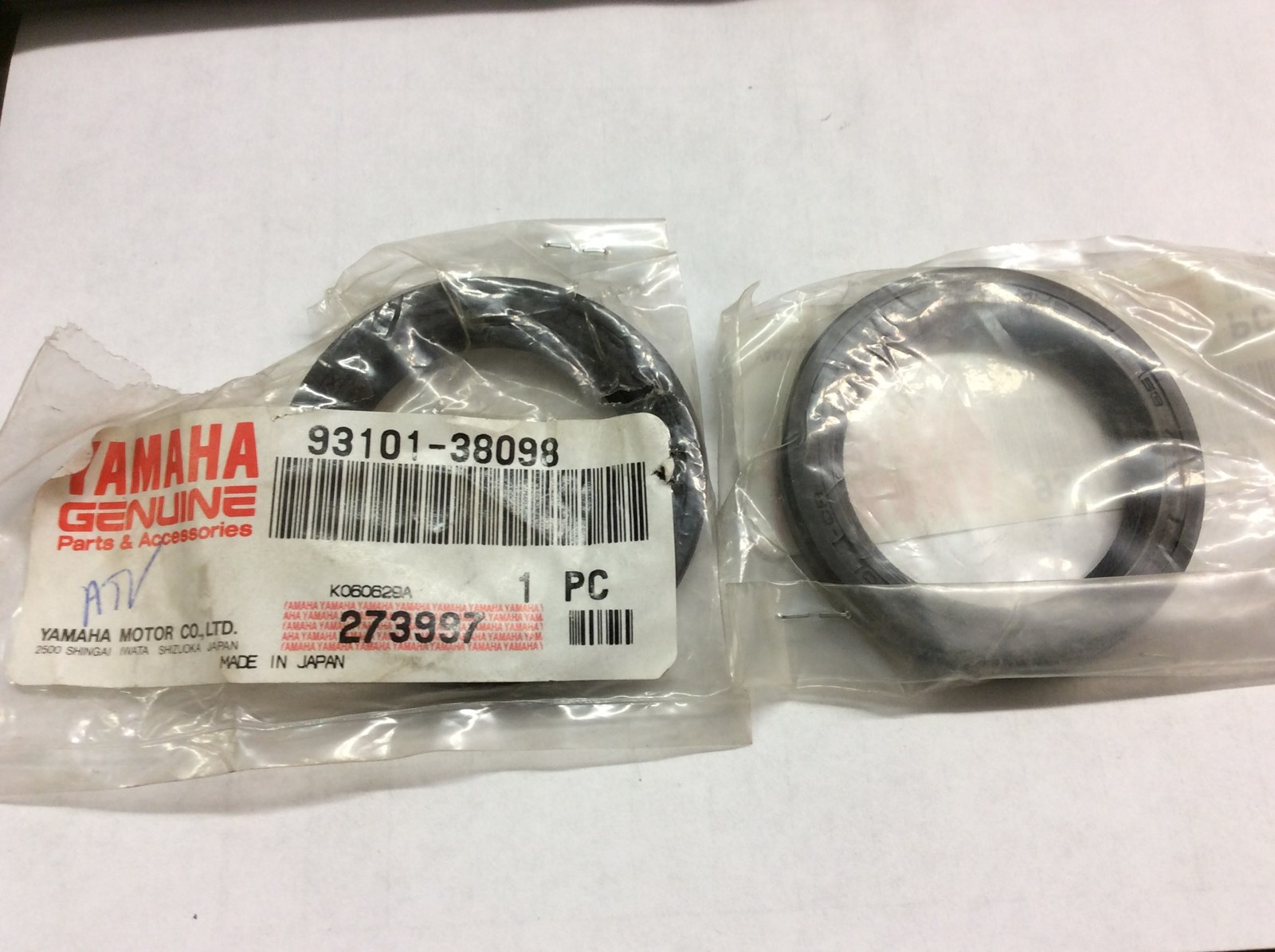 2000 Yamaha OIL SEAL,S-TYPE