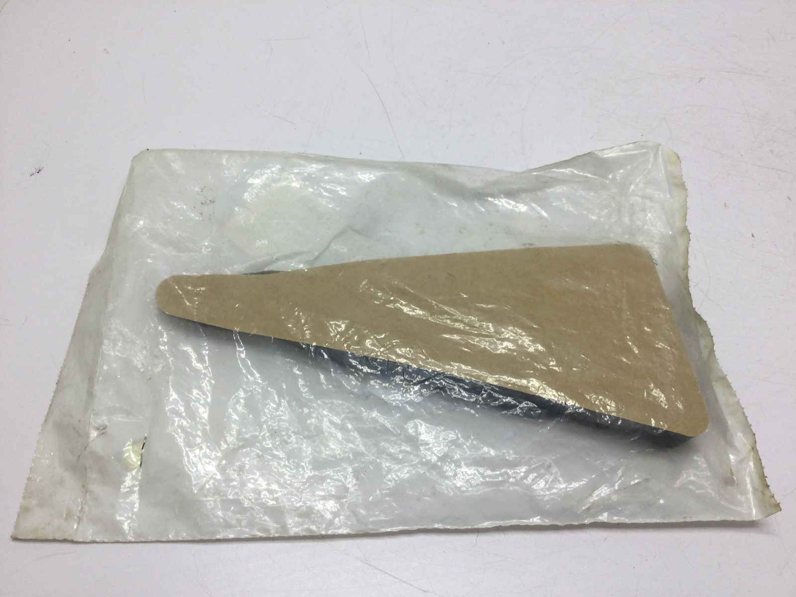 FOAM LOWER RH - Supersedes to 502007214