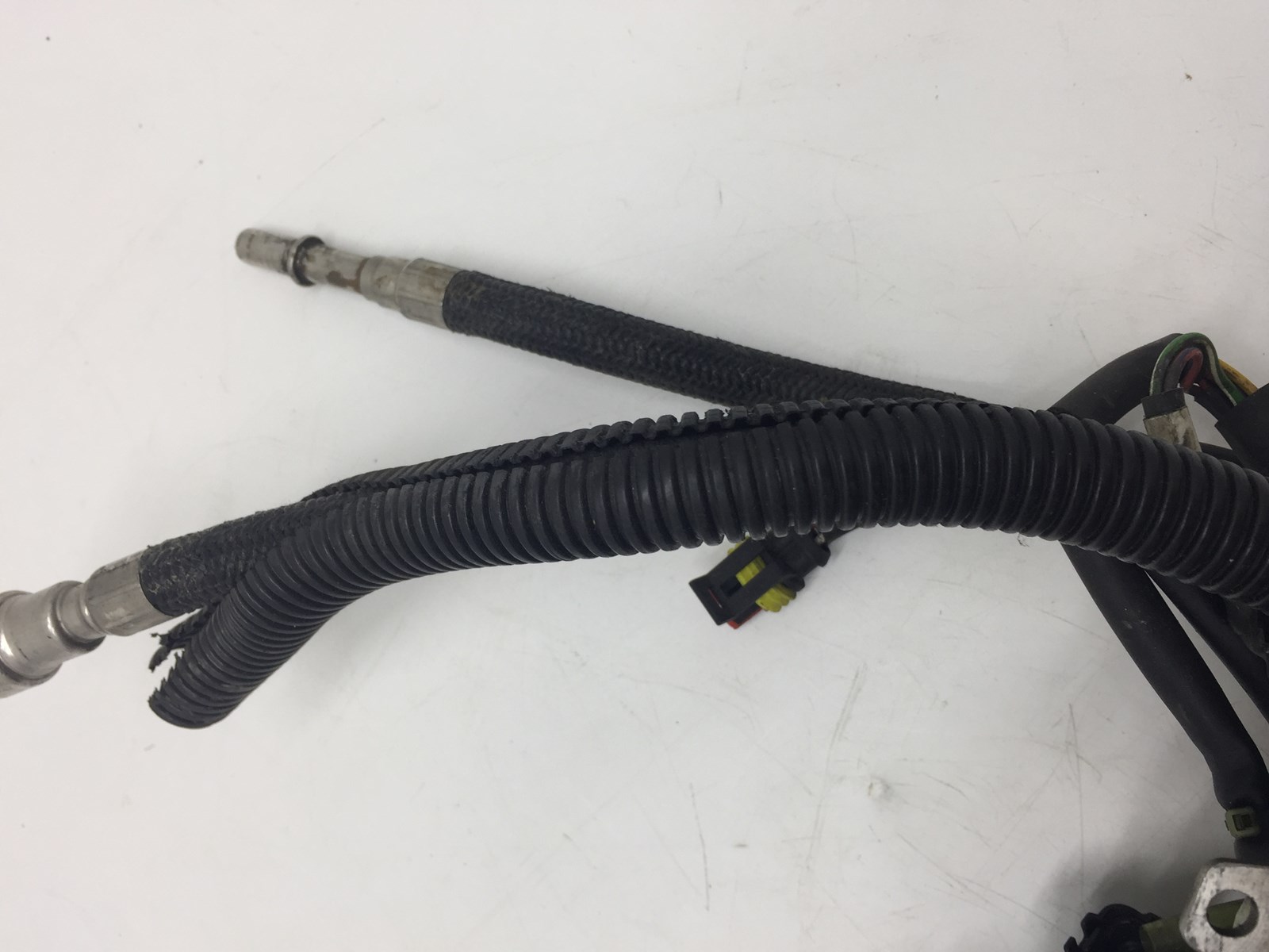 2007 Polaris Fuel Rail w/Injectors - Image 3