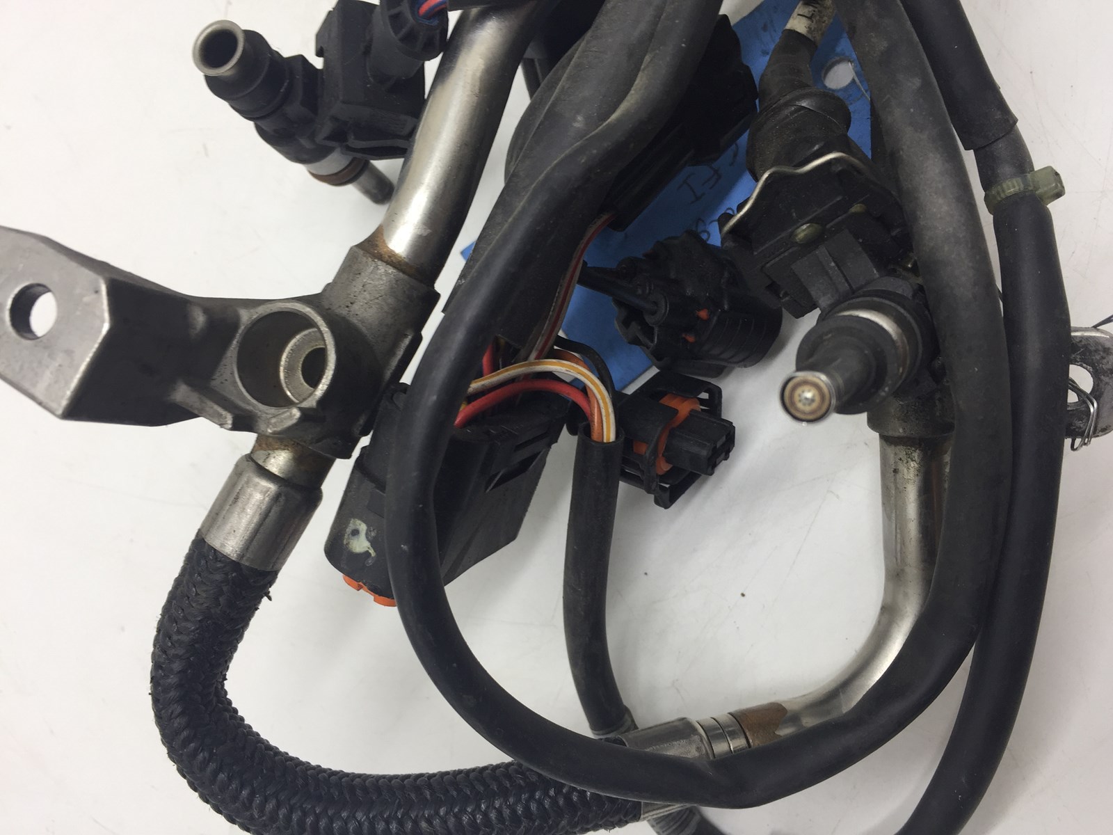 2007 Polaris Fuel Rail w/Injectors - Image 4