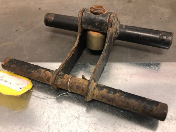 1998 Ski-Doo Welded Bracket - Image 2
