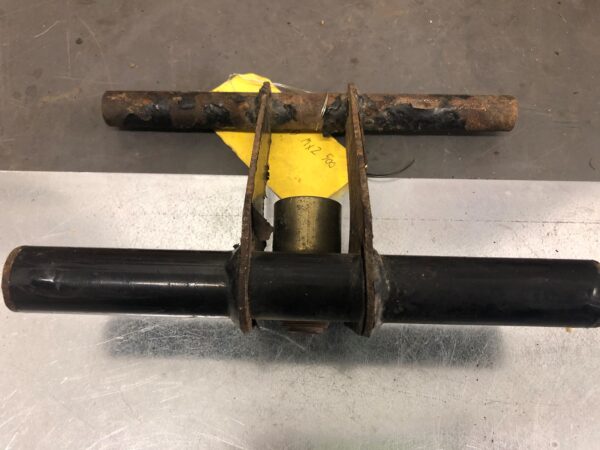 1998 Ski-Doo Welded Bracket - Image 4