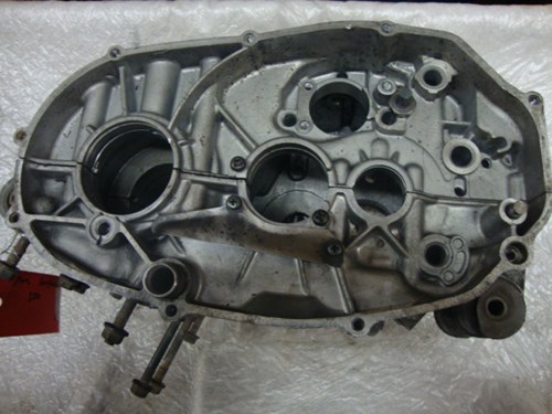2000 Yamaha Crank Case - Image 4