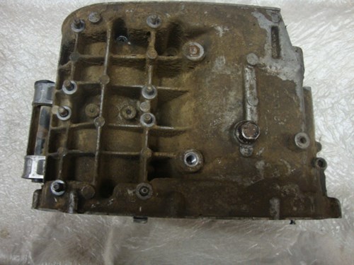 2000 Yamaha Crank Case - Image 5
