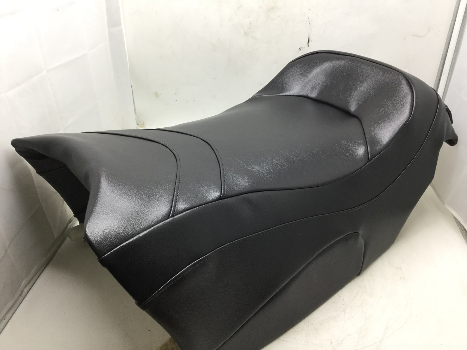 2003 Polaris Seat with new cover - Image 3