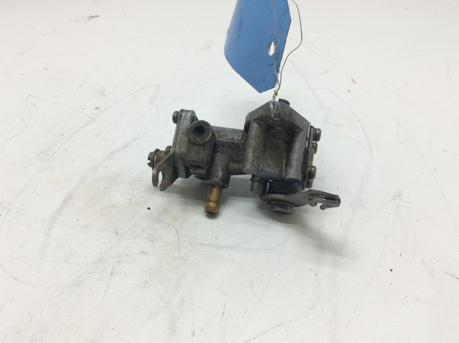 2000 Polaris Oil Pump - Image 2