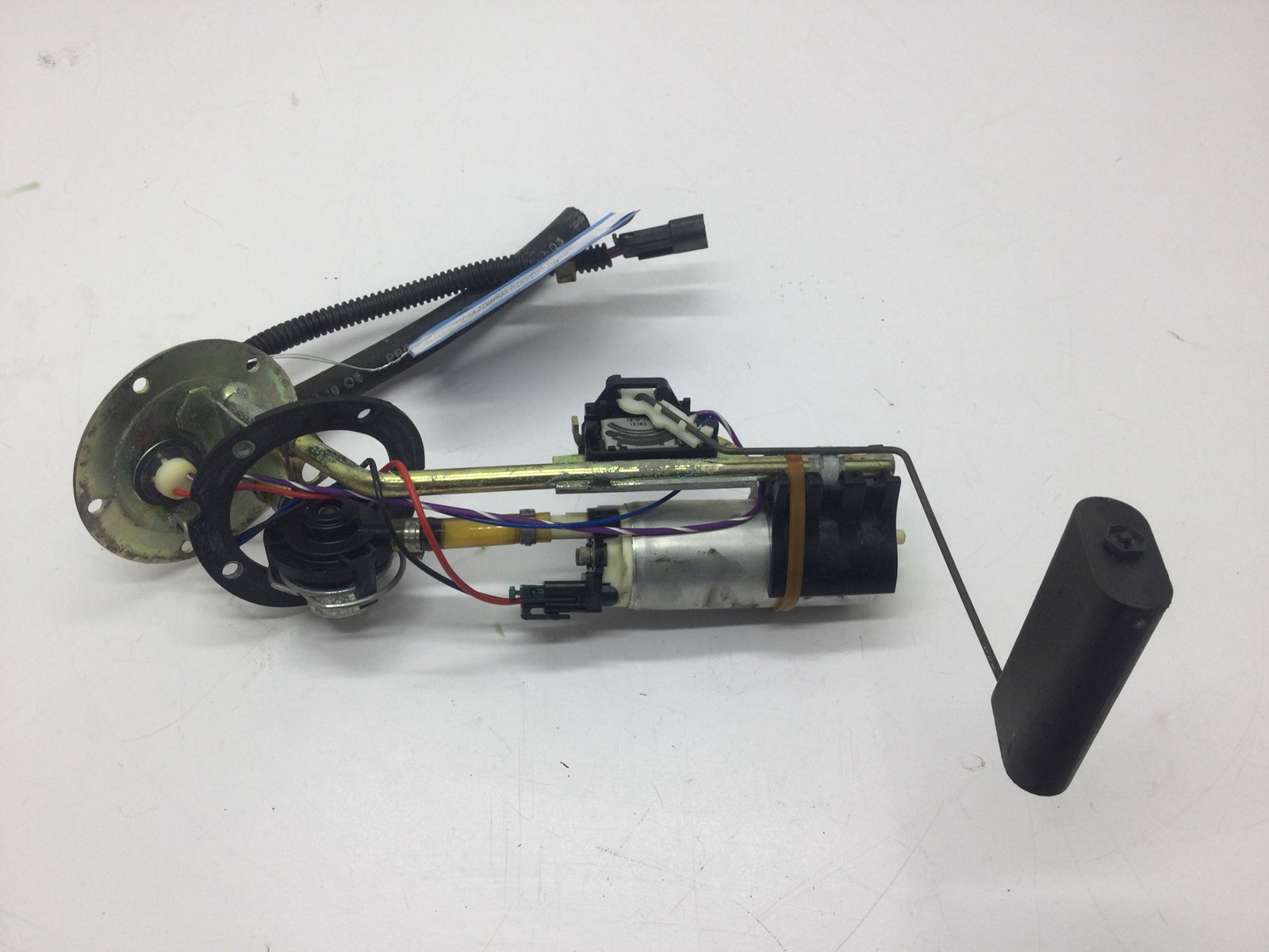 2004 Polaris Fuel Pump - Image 3