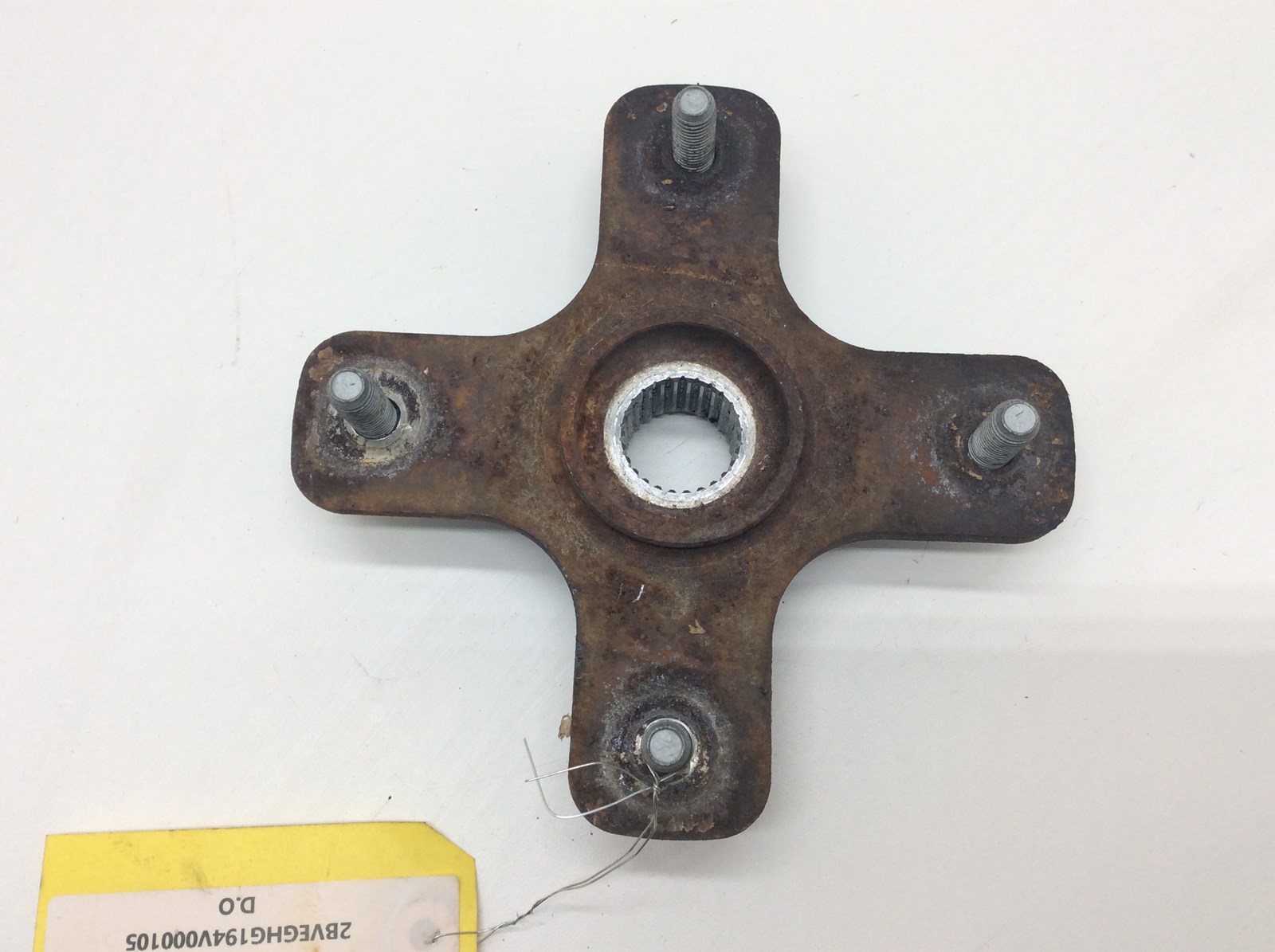 2006 Can-Am Outlander max 800 REAR WHEEL HUB - Image 4