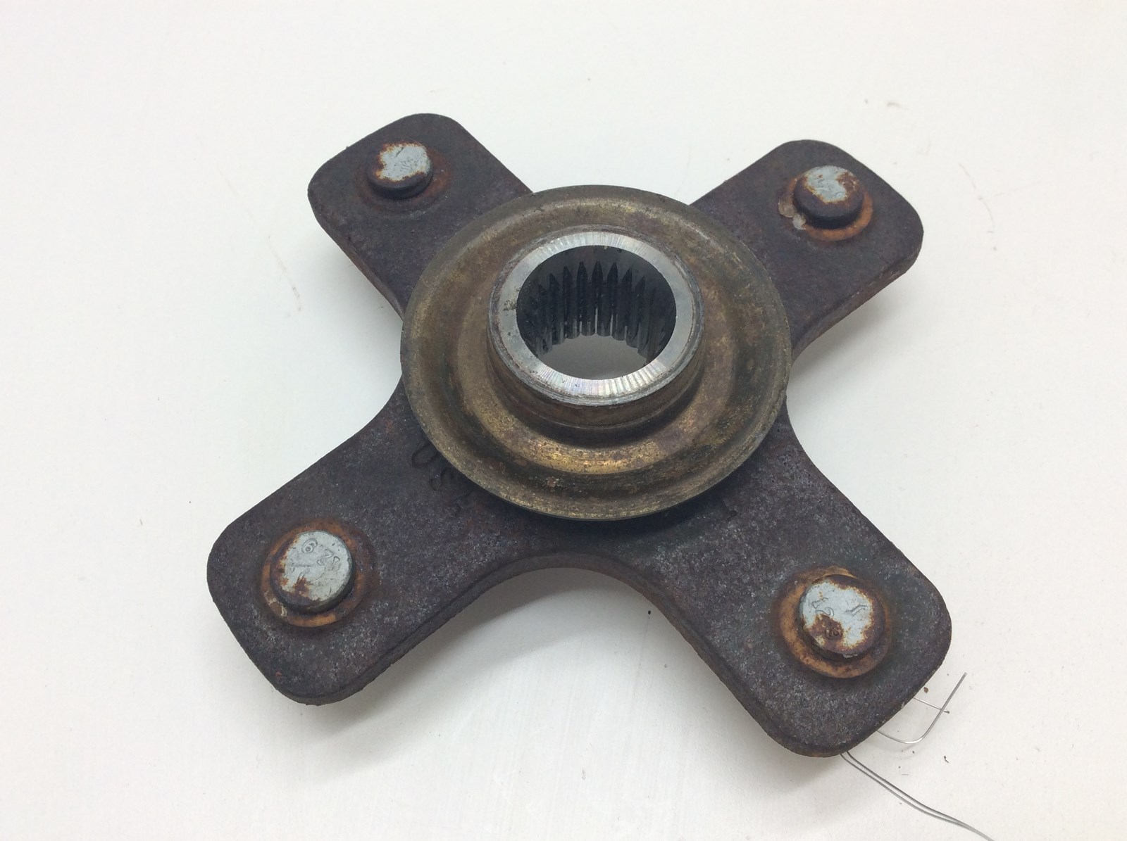 2006 Can-Am Outlander max 800 REAR WHEEL HUB