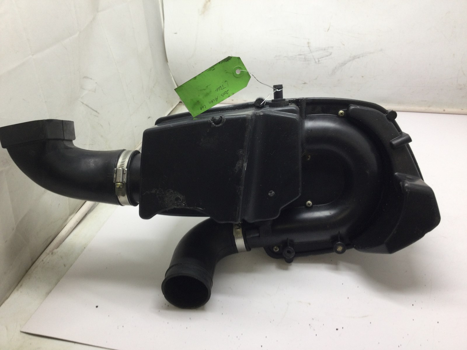 2004 Arctic Cat Airbox - Image 4