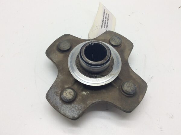 2001 Honda Right Rear Hub - Image 3