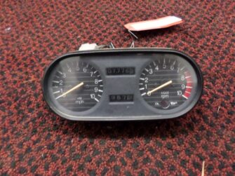 1983 Yamaha Speedometer Tachometer Assembly