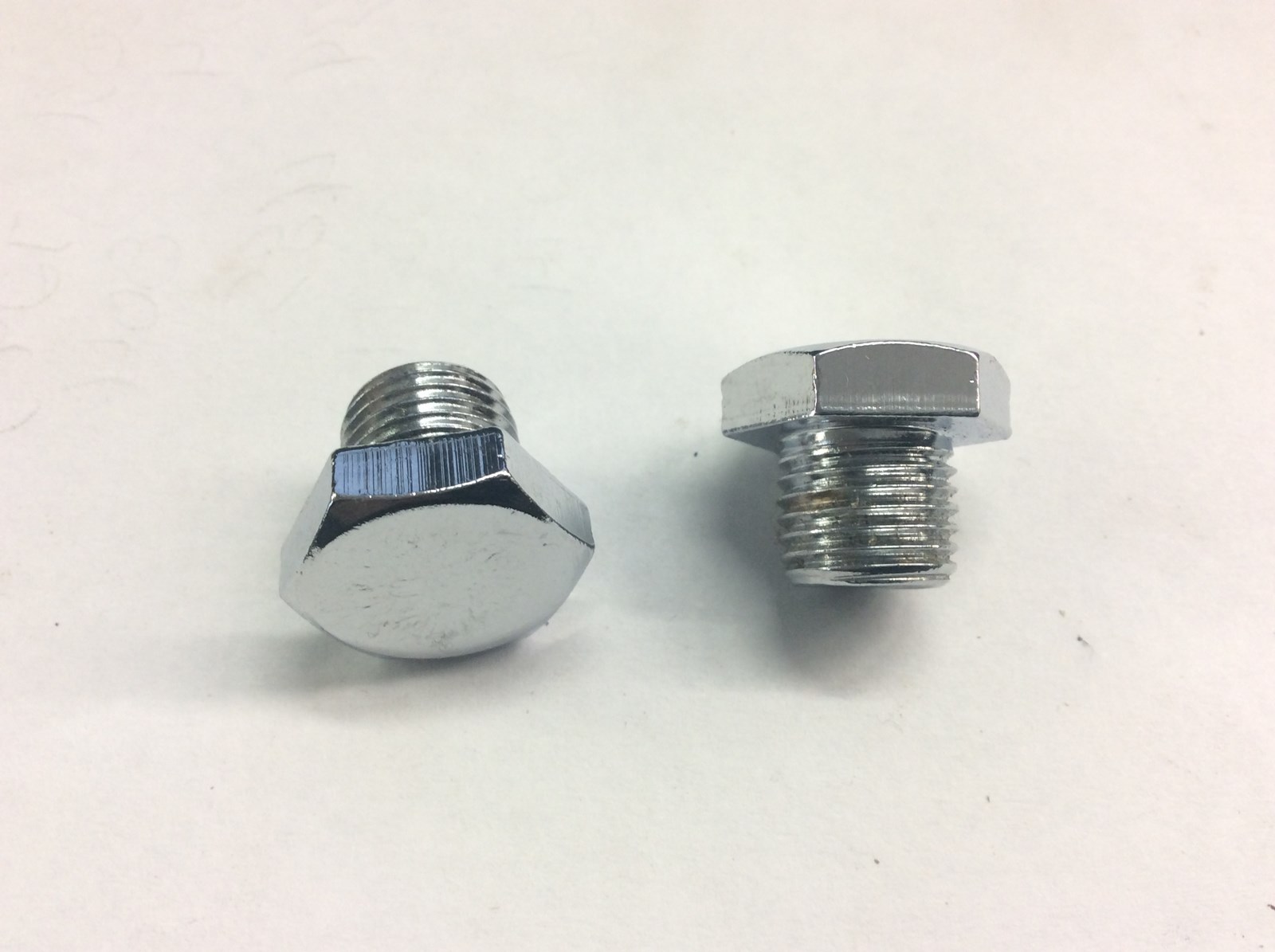 2002 Suzuki Plug, Muffler Drain - Image 2