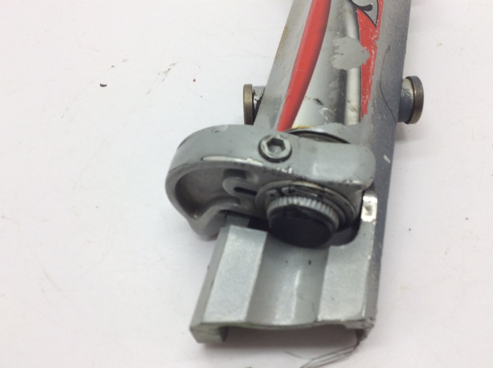 2004 Arctic Cat LH Ski Spindle - Image 3