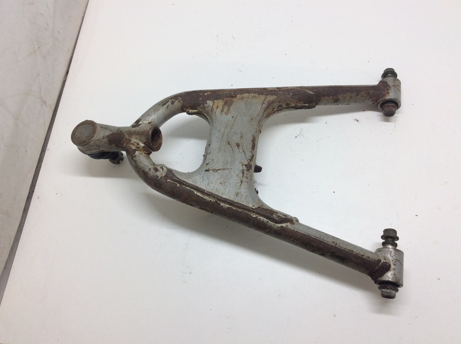 2004 Honda Lower LH A-Arm - Image 4