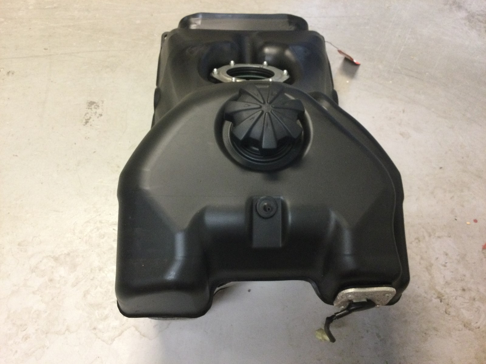 2011 Yamaha Gas Tank - Image 2