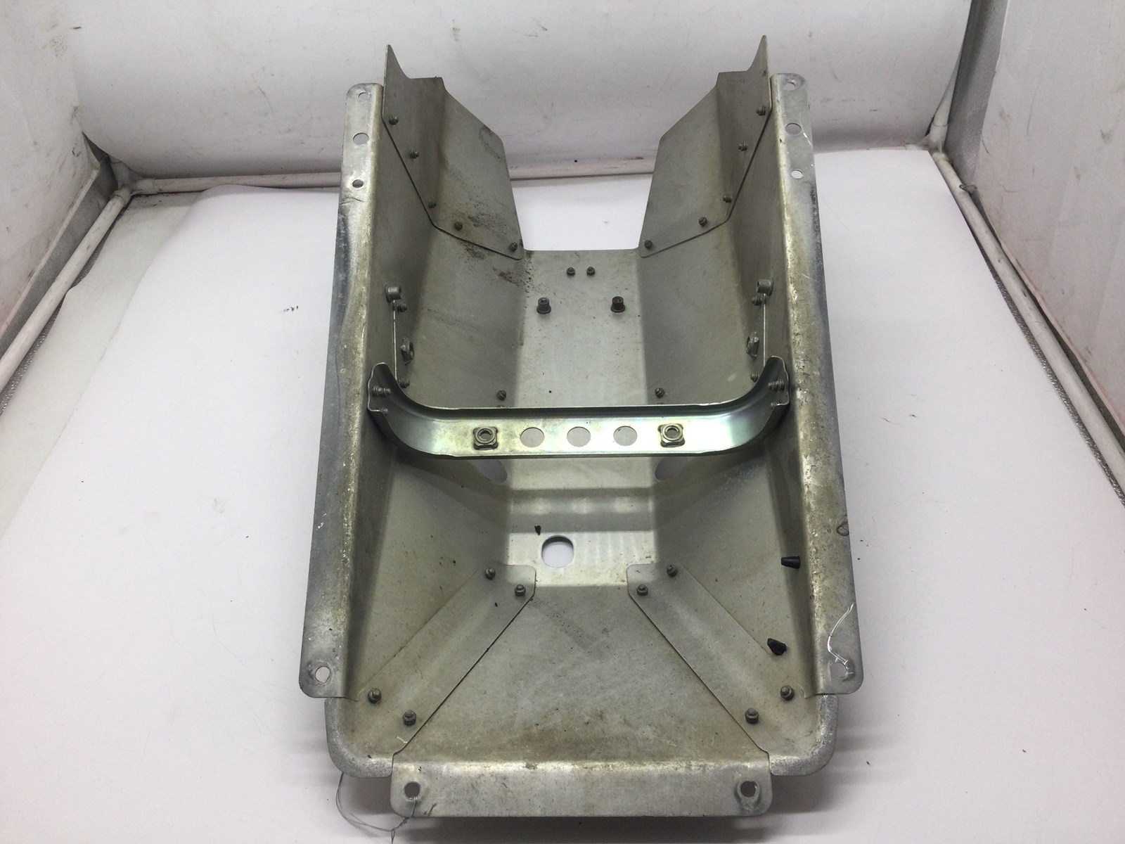 2009 Yamaha Sub Frame Panel 5 - Image 5